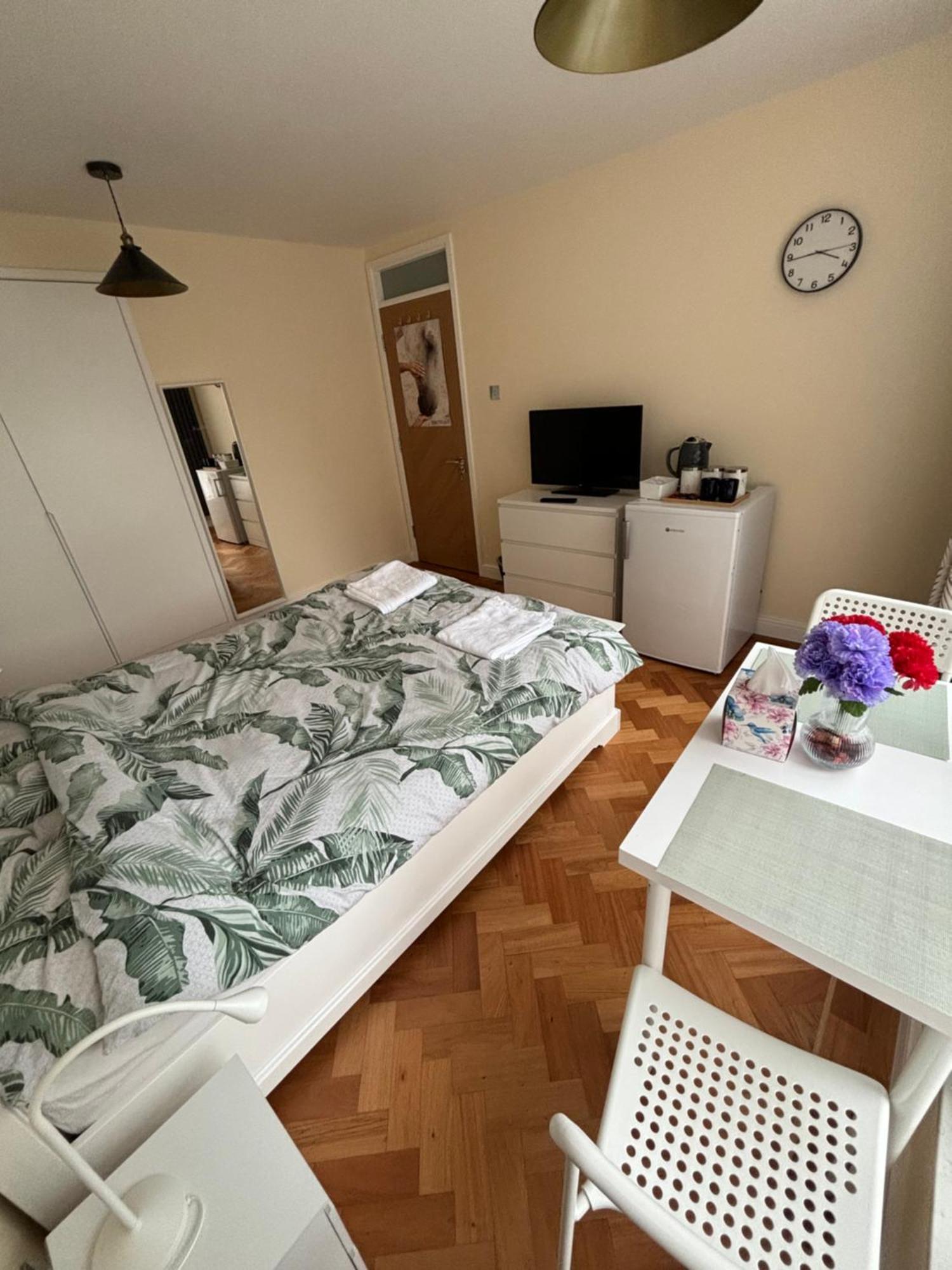 Wembley Stadium Large Double Room Londres Exterior foto